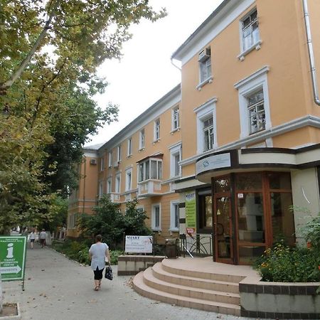 Apartment Near Kvint Tiraspol Exterior photo